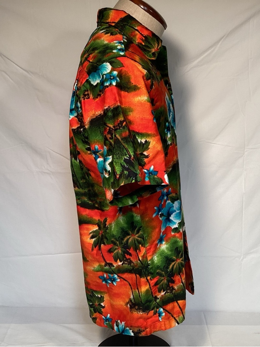 Vintage Hukilau Fashions Honolulu Men's Tropical Floral Hawaiian Camp Shirt - Picture 4 of 12